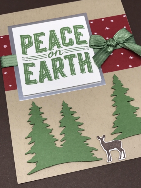 Easy card using Stampin' Up! Carols of Christmas stamp set and Card Front Builder Thinlits. Start your cards early this year!