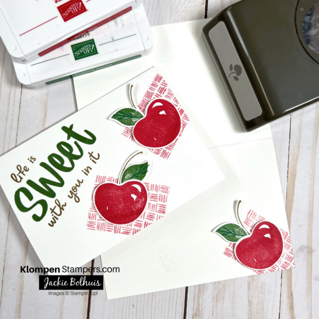 Decorate-the-inside-of-your-note-card-too