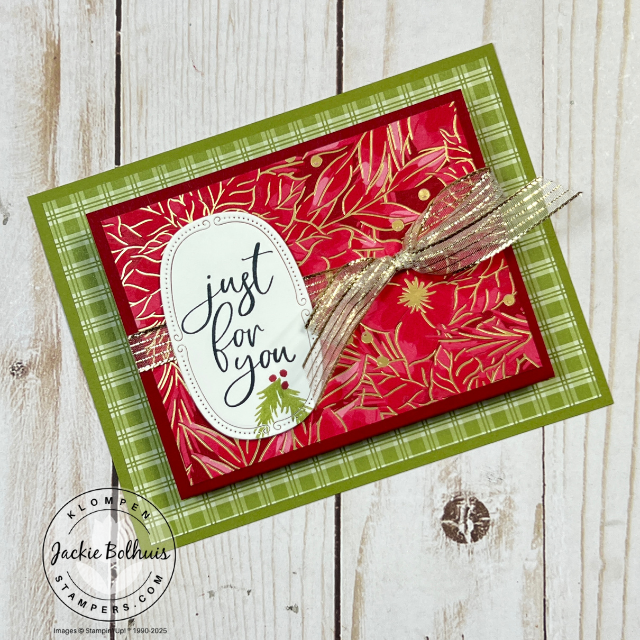 Festive front cover of a fun fold gift card holder created with Traditions of Christmas DSP and accented with a decorative sentiment label from Stampin’ Up! Traditional Labels stamps and dies.